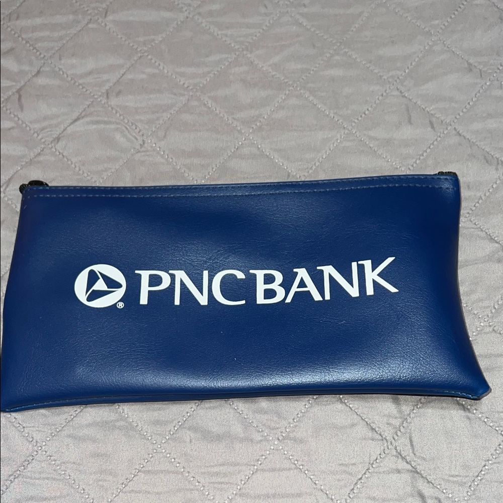 NWOT PNC BANK Navy leather deposit bag